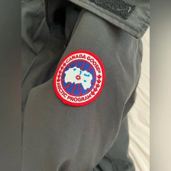 💯Canada Goose 100% authentic Men's down BLACK Puffer Jacket Langford Parka - Picture 14 of 16